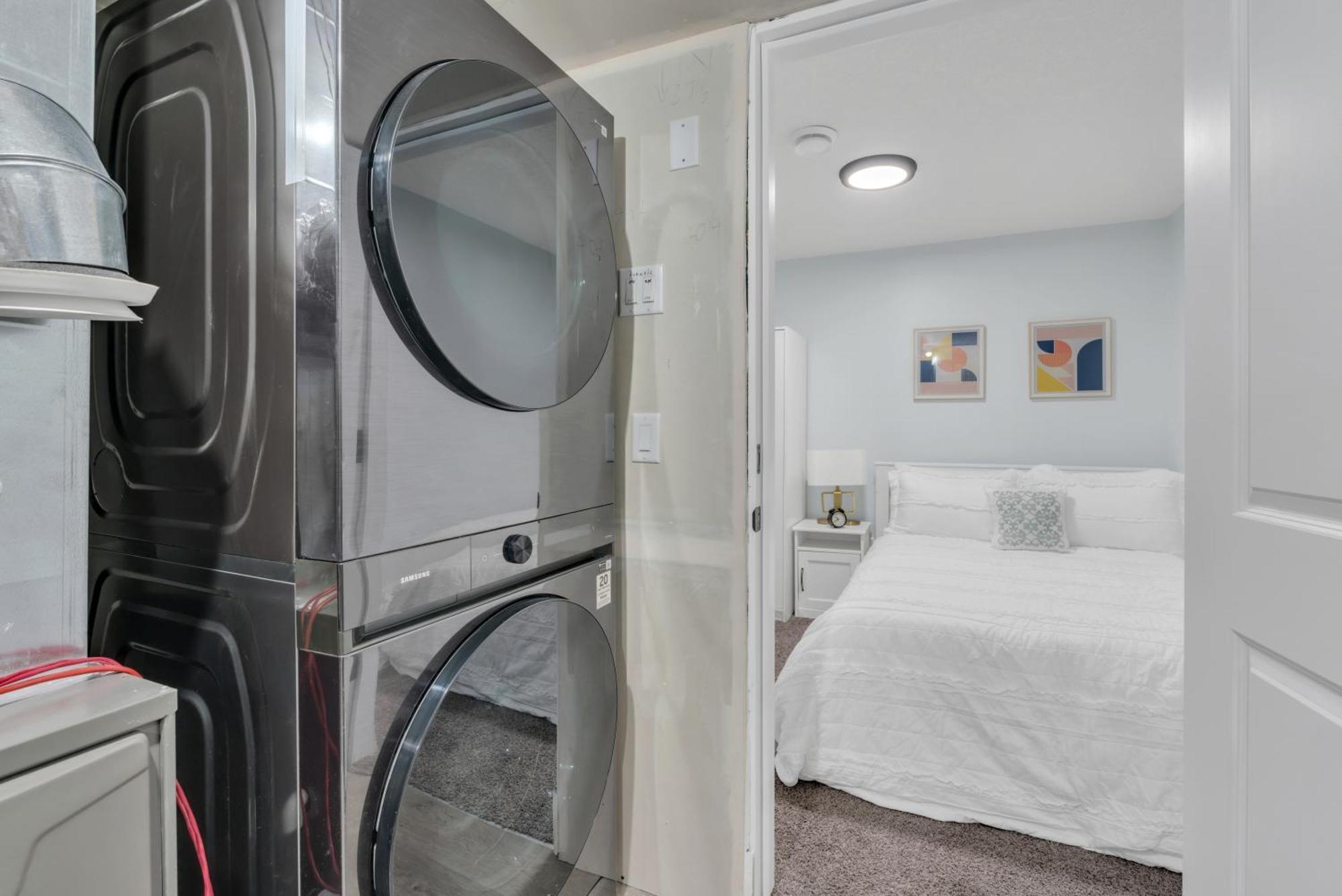 You Will Love This 2Br Guest Suite In Se YYC Exterior foto